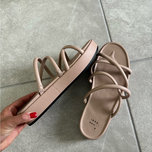 Target A New Day Sandals - Picture 3 of 3